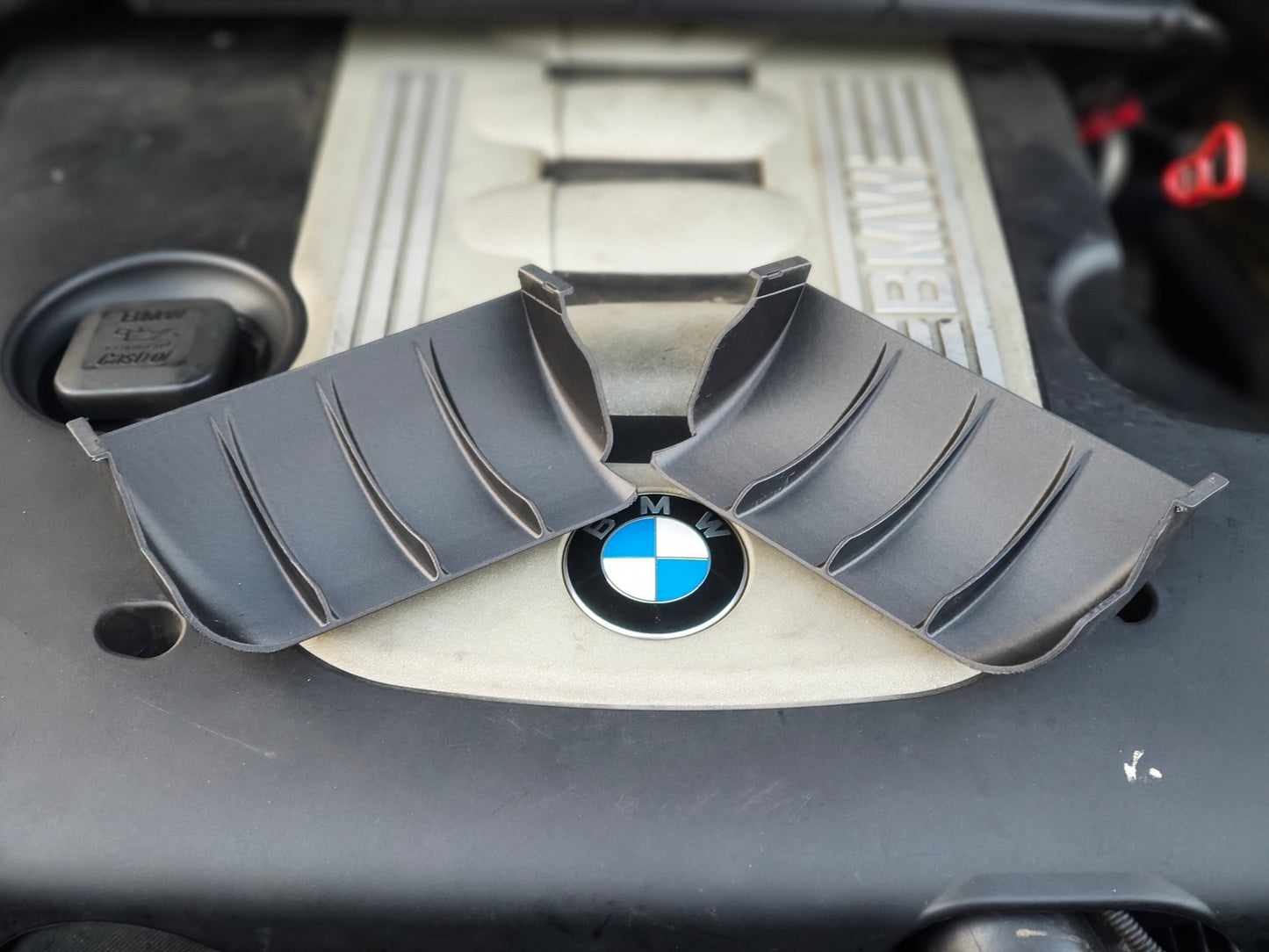 Aerodynamic Intake Scoops for BMW E90 / E91 / E92 / E93 - ADHD Motorsport