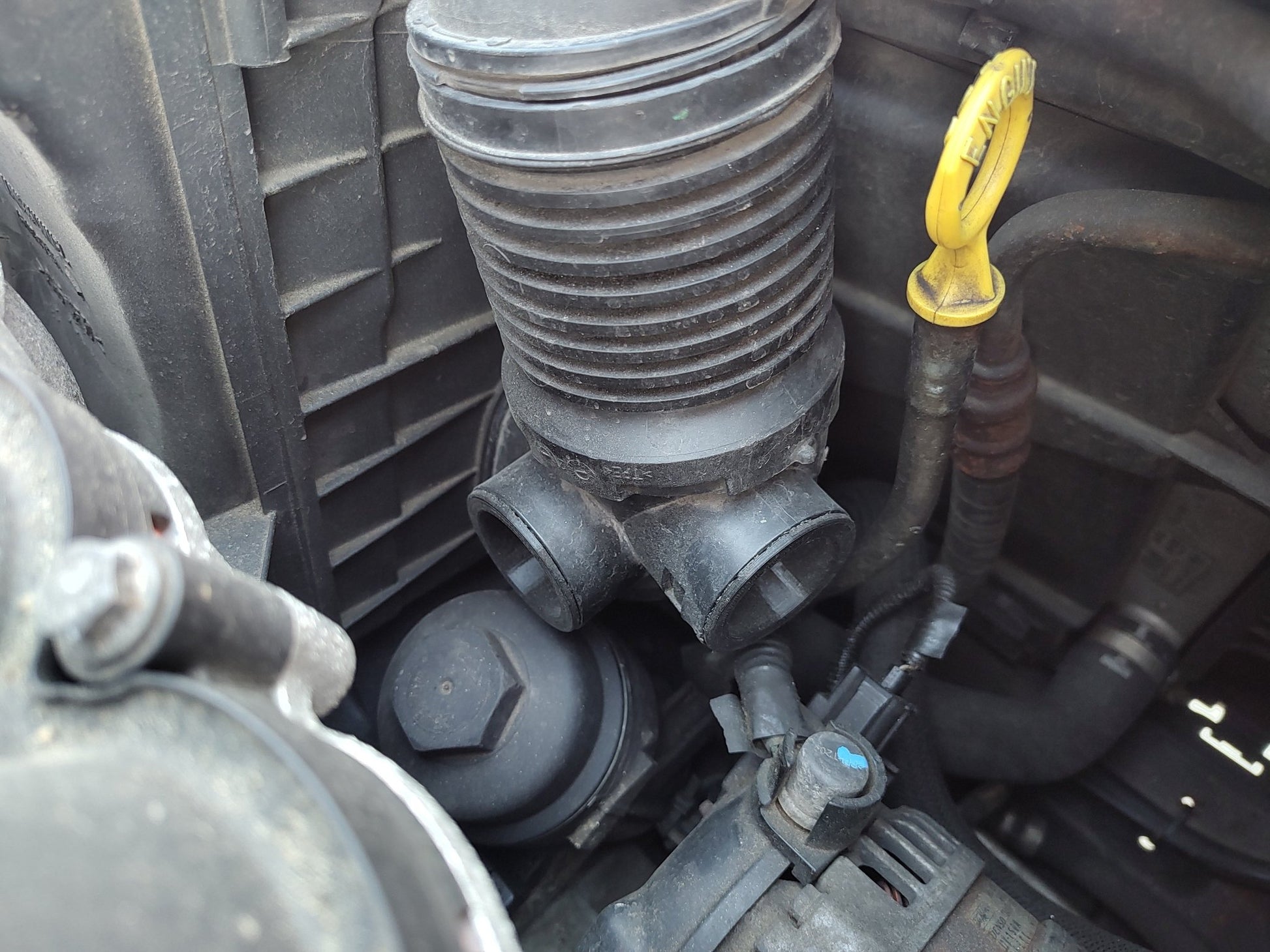 Volvo V50/S40/C30 T5, 2.4T,2.4i AIR INTAKE SCOOP + Helmholtz chamber delete plugs - ADHD Motorsport